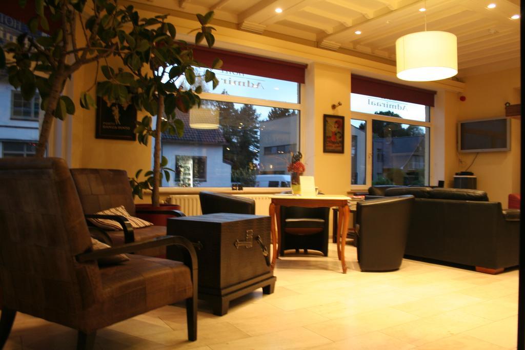 Hotel Admiraal Lanaken Bagian luar foto