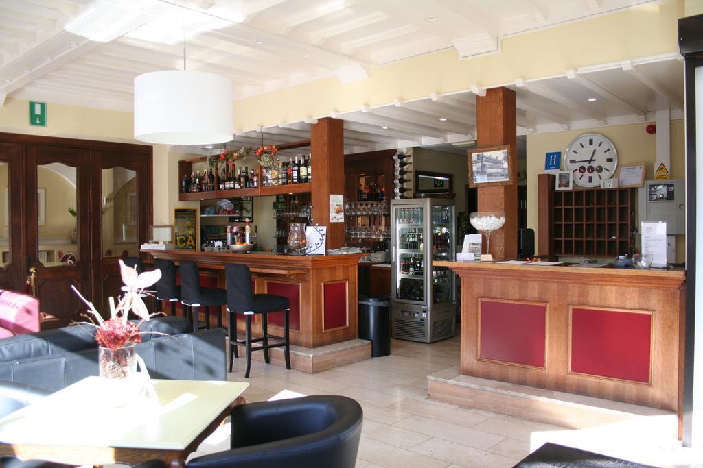 Hotel Admiraal Lanaken Bagian luar foto