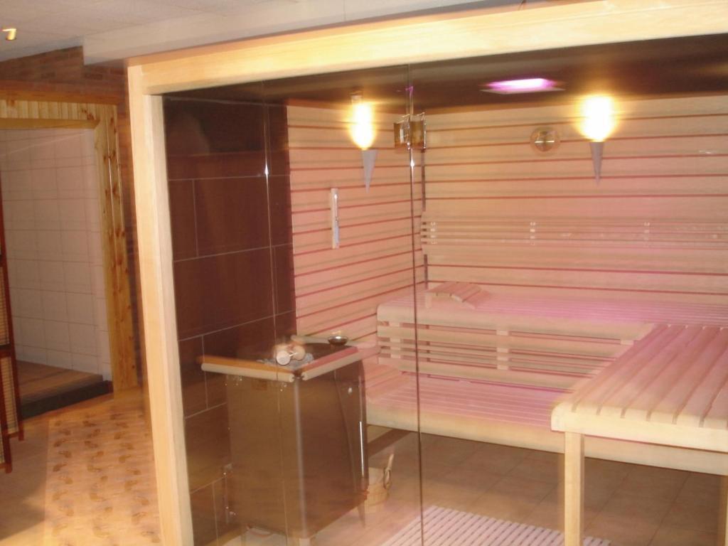 Hotel Admiraal Lanaken Bagian luar foto